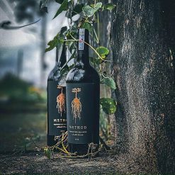 Vang METHOD Proprietary Red Wine